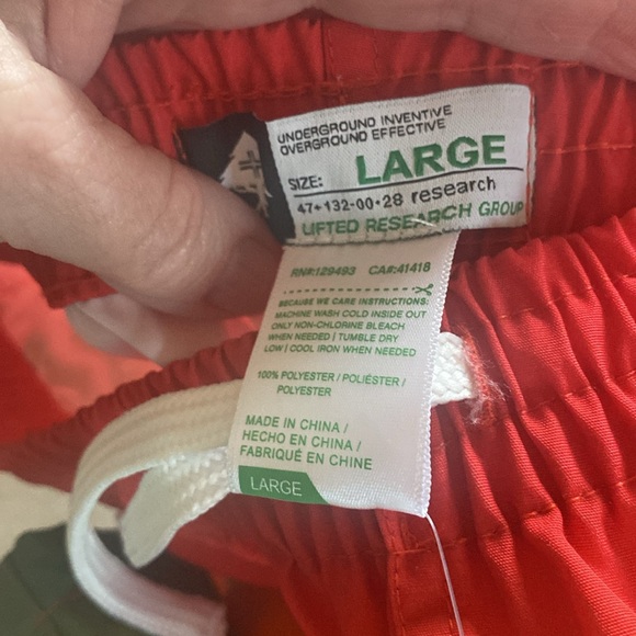 LRG Red Coral Yellow Green Ombre Bathing Trunks L - Picture 4 of 7